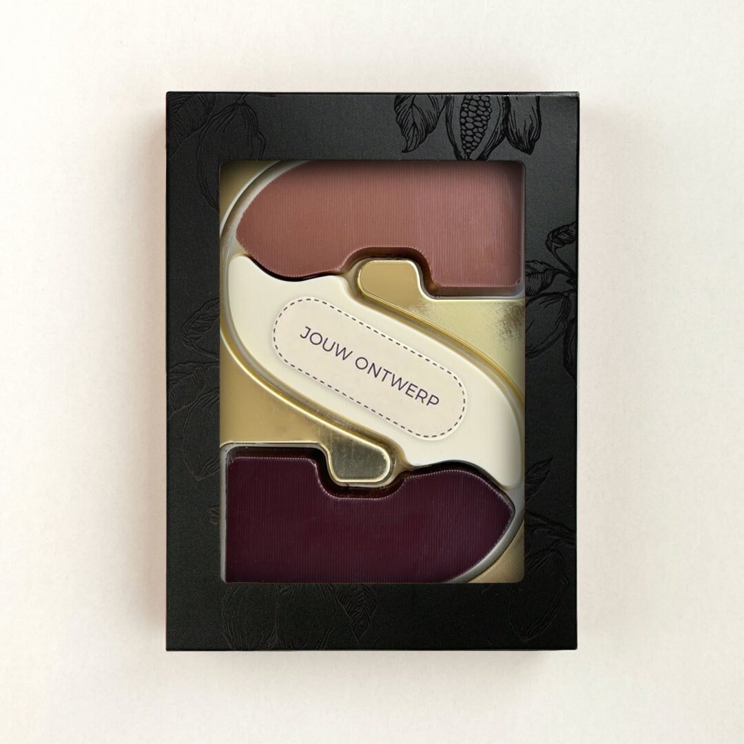 Chocolade luxe letter S met drie smaken eigen ontwerp