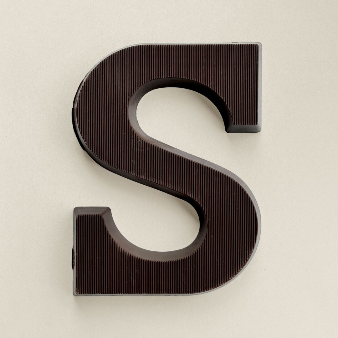 Luxe chocoladeletter S puur in brievenbus verpakking