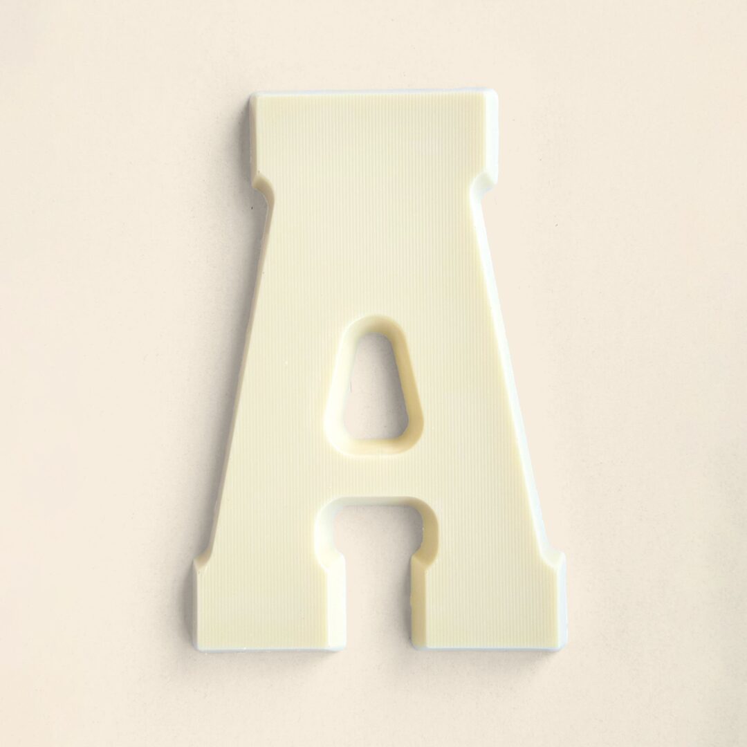 Chocoladeletter A Wit