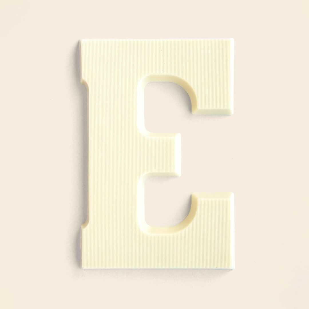 Chocoladeletter E Wit