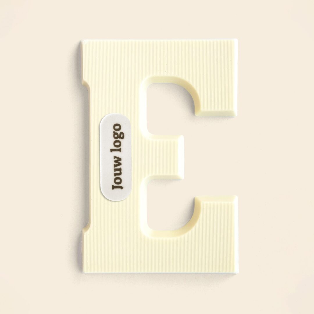 Chocoladeletter Eigen Logo E Wit