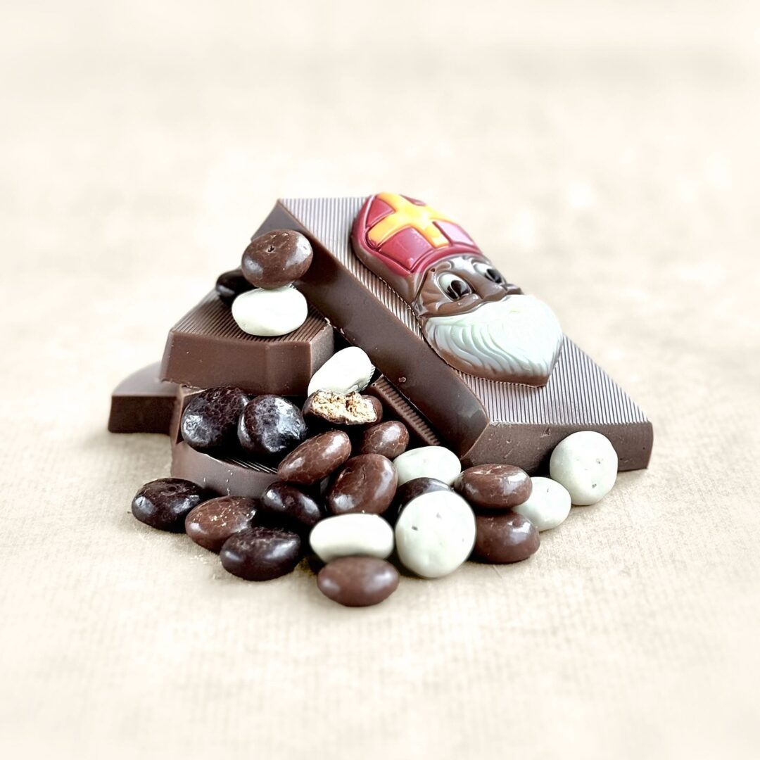 Luxe chocoladeletter S kruidnoten